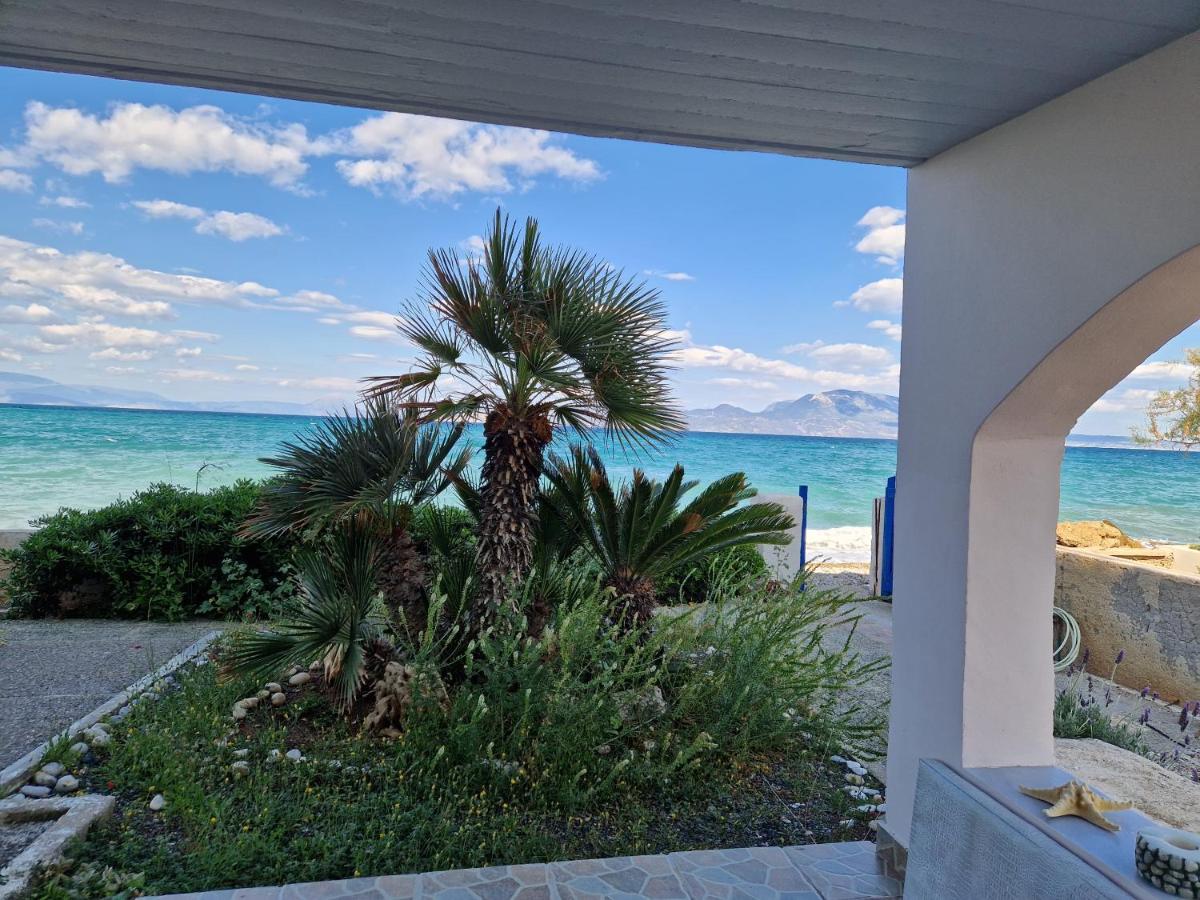Korinthian Sea View Apartment Nerántza Exterior foto