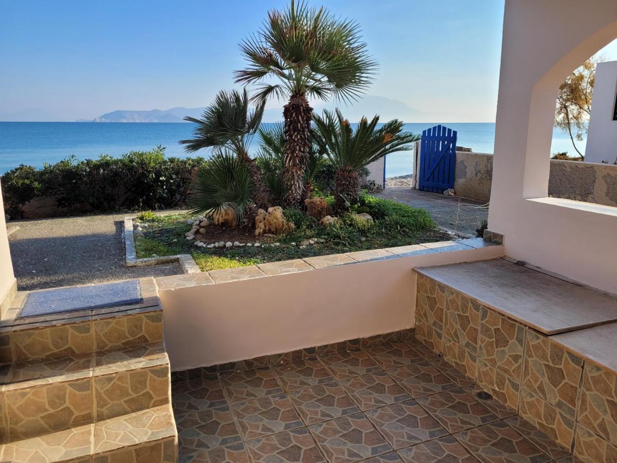 Korinthian Sea View Apartment Nerántza Exterior foto