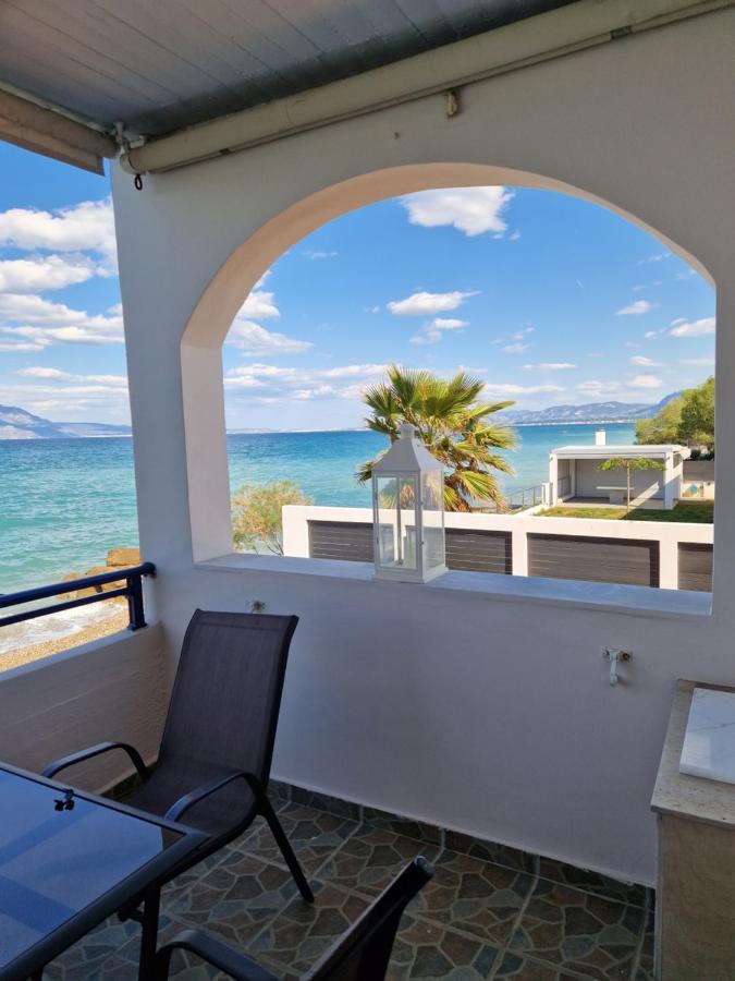 Korinthian Sea View Apartment Nerántza Exterior foto